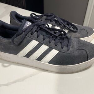 Adidas women’s navy and white adidas sneakers